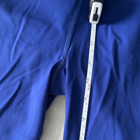 lululemon athletica Cropped Swift Speed Leggings - Size 6, Larkspur - Picture 3 of 6